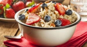 Τροφές που βοηθούν στην μείωση των έντονων συμπτωμάτων περιόδου