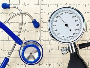 “Σαρώνει” παγκοσμίως η υπέρταση – Φυσιολογικές τιμές της πίεσης και τι να κάνετε