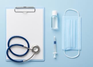 Απεικόνιση μέτρων πρόληψης για HPV με ιατρικό φάκελο και εμβόλιο
