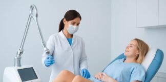 Εξειδικευμένη γυναικολογική παρακολούθηση για HPV και κονδυλώματα σε ιατρείο στη Γλυφάδα με τον Δρ. Δημητρακόπουλο