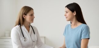 Κνησμός χωρίς εμφανή κονδυλώματα: πότε χρειάζεται γυναικολογικός έλεγχος;
