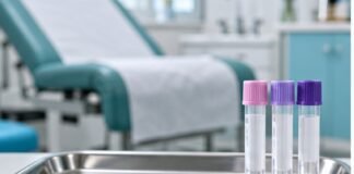 Κολπικές εκκρίσεις με έντονη οσμή: πότε χρειάζεται καλλιέργεια και εξέταση;